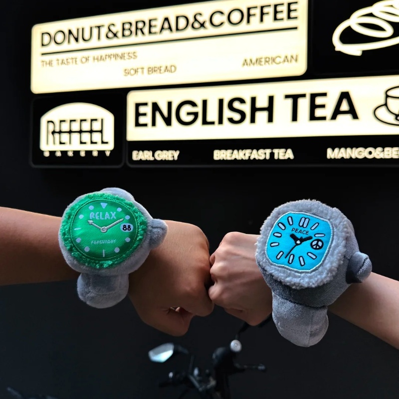 In Stock Pop Sunday Plush Rela - Jewelry With Watches recension och pris