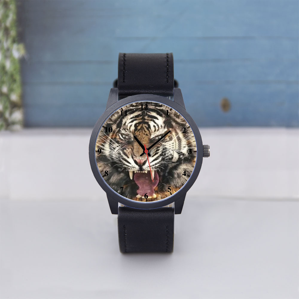 Universal Rose Gold Dial Quart - Rose Gold Bracelet recension och pris