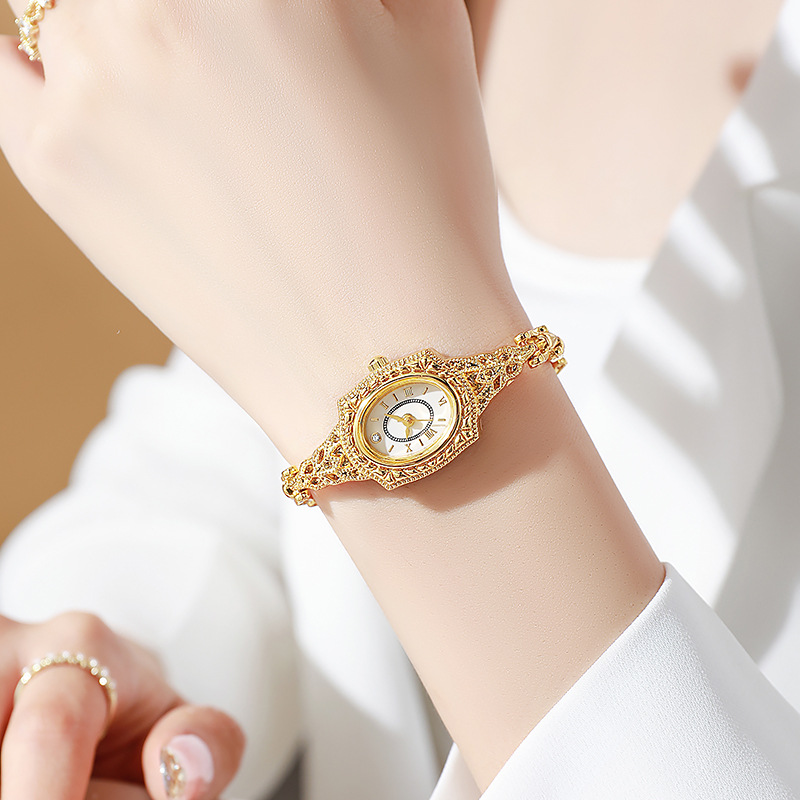 Retro Barrel Shape Women Watch - Jewelry Watches Vintage recension och pris