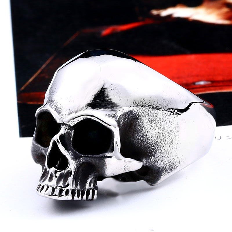 Beier 316L Stainless steel Vin - Gothic Skull Ring recension och pris