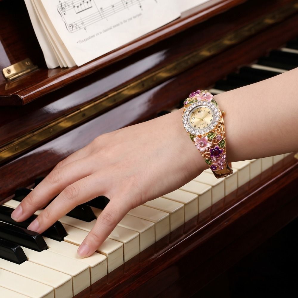 Rich In Flowers Vintage Watch  - Jewelry Watches Vintage recension och pris
