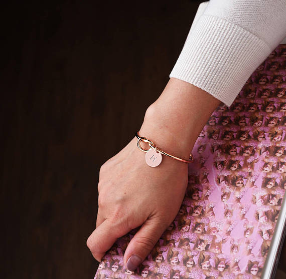 Duoying Engraved Letters Brace - Rose Gold Bracelet recension och pris